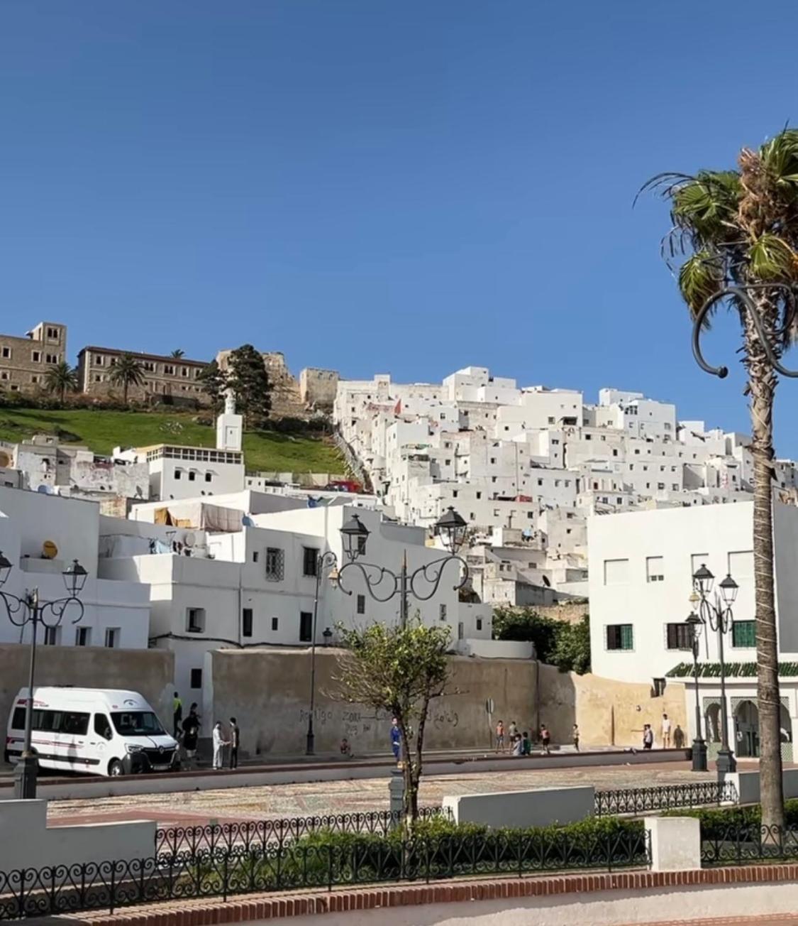 Joli Appart Avec Terrasse Au Centre Ville Tétouan Exteriér fotografie